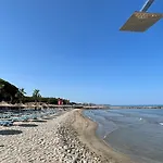 Sunset Apartment, Golem, Albania Seaview דירה *