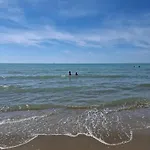 Sunset Apartment, Golem, Albania Seaview *