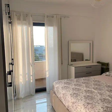 Sunset Apartment, Golem, Albania Seaview Appartamento
